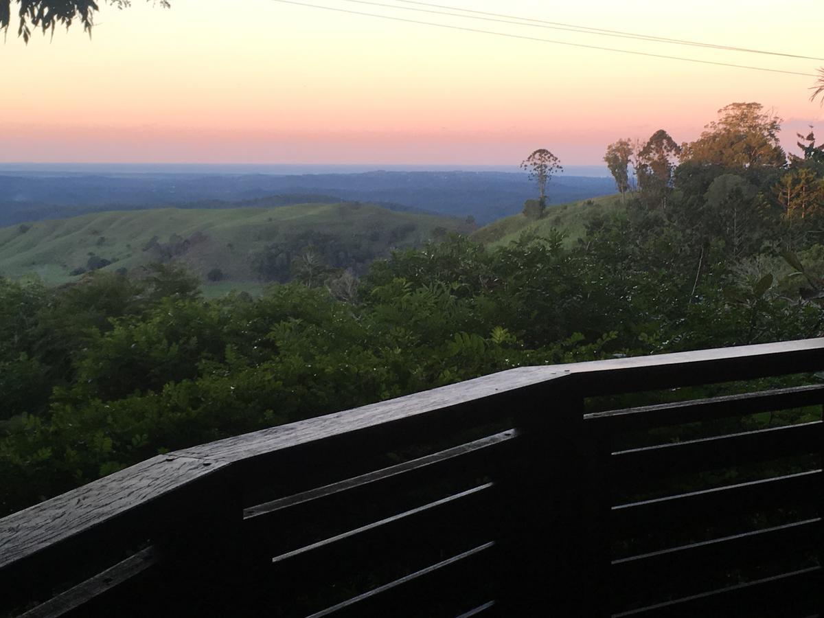 Maleny Terrace Cottages Eksteriør bilde